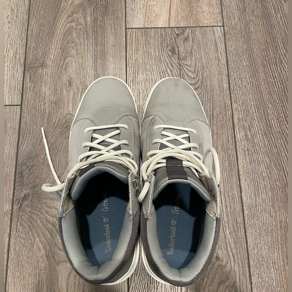 Timberland Men's Light Gray High-Top Sneakers - Picture 3 of 6